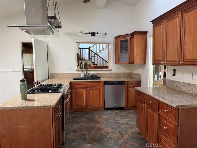 20838 Exhibit Court, Woodland Hills, CA 91367