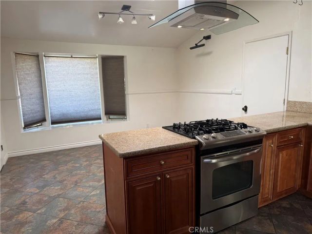 20838 Exhibit Court, Woodland Hills, CA 91367