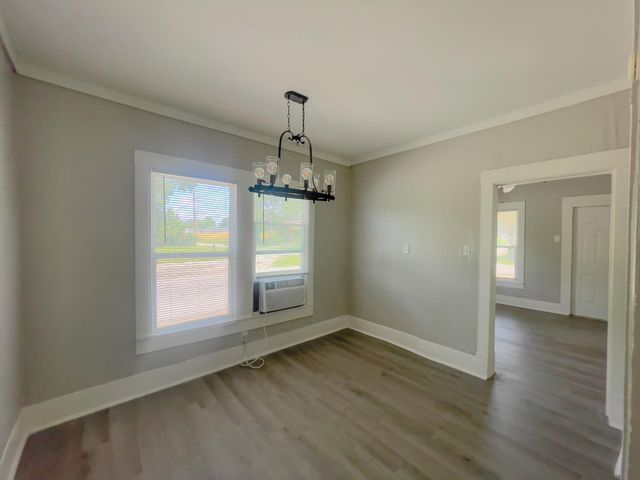 2710 Brewster Street, Houston, TX 77026