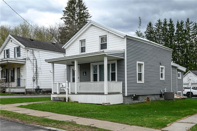 58 Burrstone Road, New Hartford, NY 13417