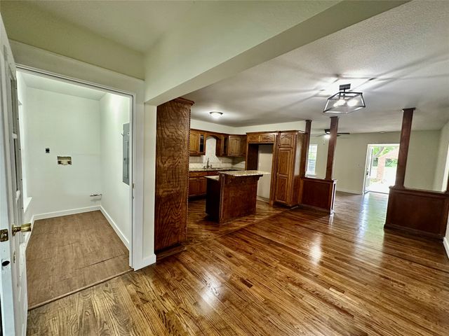 3642 Ada Avenue, Fort Worth, TX 76105