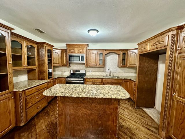 3642 Ada Avenue, Fort Worth, TX 76105