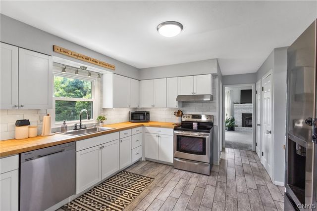 8367 Cazenovia Road, Pompey, NY 13104