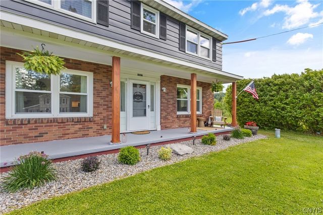 8367 Cazenovia Road, Pompey, NY 13104