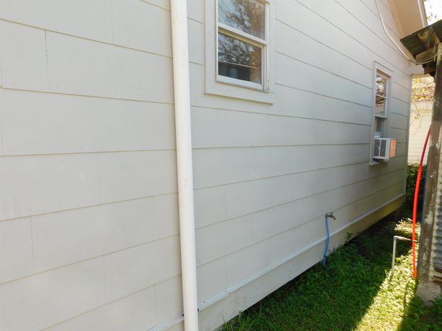 1903 North Bayou Drive, Golden Meadow, LA 70357