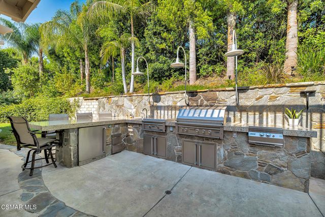 3286 Indian Creek Place, Simi Valley, CA 93063