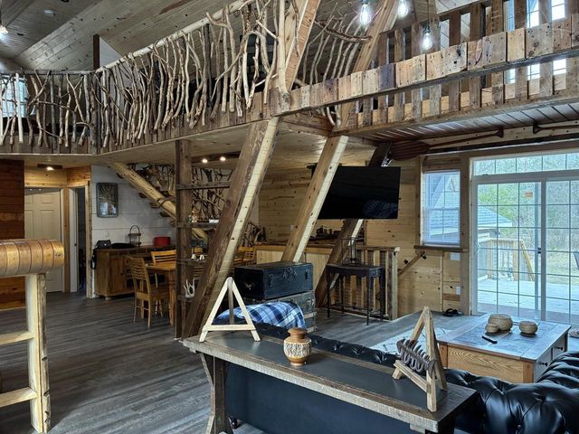 1982 W 7th DRIVE, Friendship, WI 53934