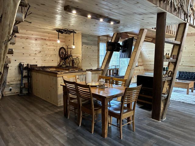 1982 W 7th DRIVE, Friendship, WI 53934