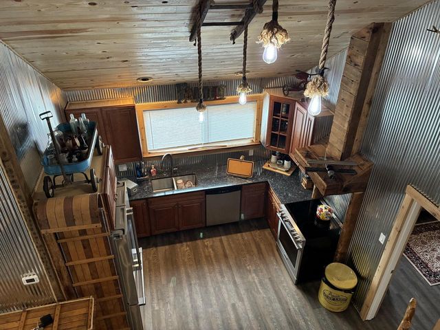 1982 W 7th DRIVE, Friendship, WI 53934