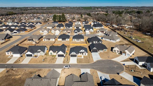 7 Songbird, Greenbrier, AR 72058