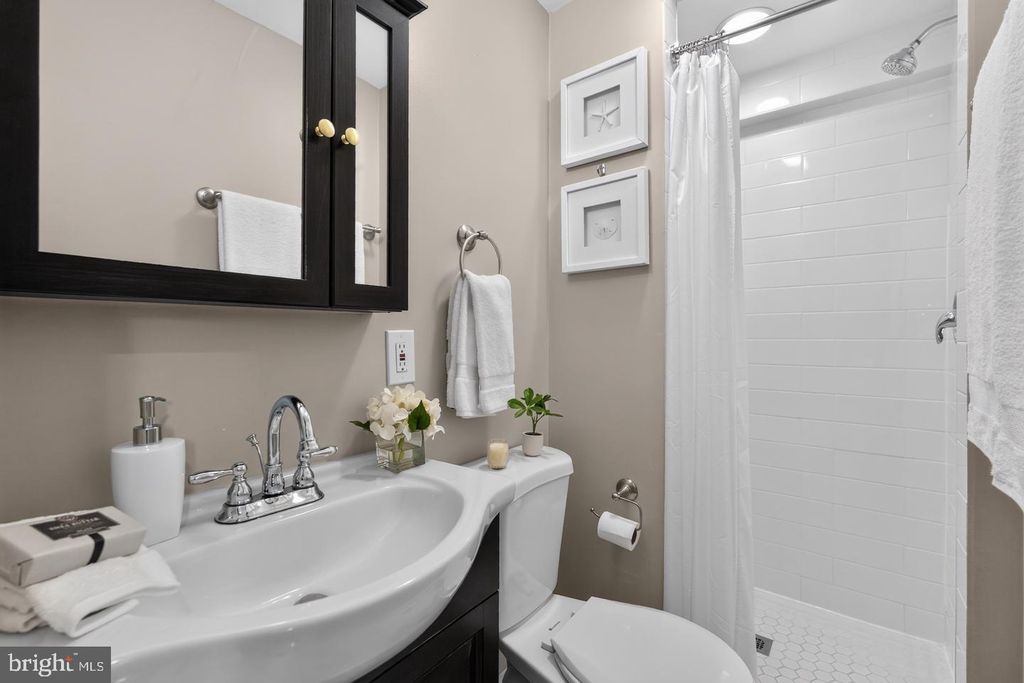 713 MILLER ST, Bryn Mawr, PA 19010 — photo 5