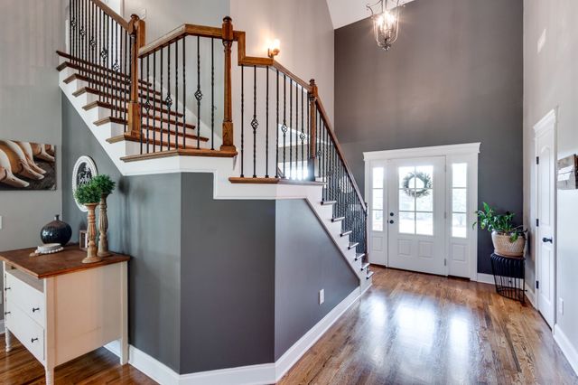 1028 Proud Eagle Dr, Eagleville, TN 37060