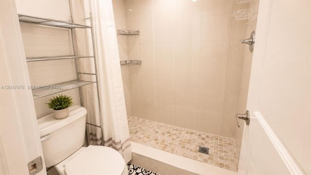 6655 W Broward Boulevard 206, Plantation, FL 33317
