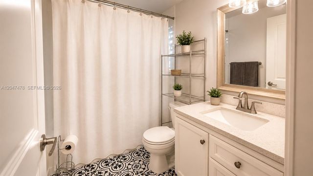6655 W Broward Boulevard 206, Plantation, FL 33317