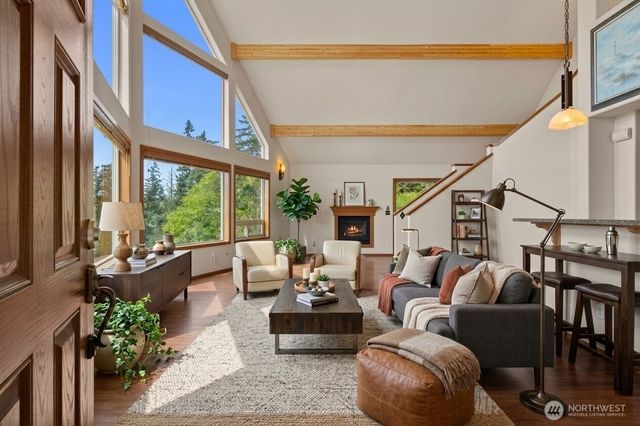 2131 Wagner Rd, Camano Island, WA 98282