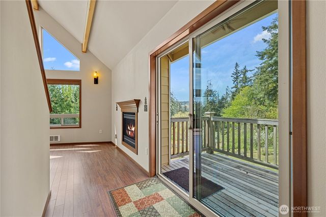 2131 Wagner Rd, Camano Island, WA 98282