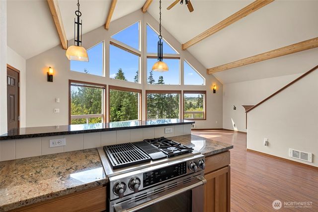 2131 Wagner Rd, Camano Island, WA 98282