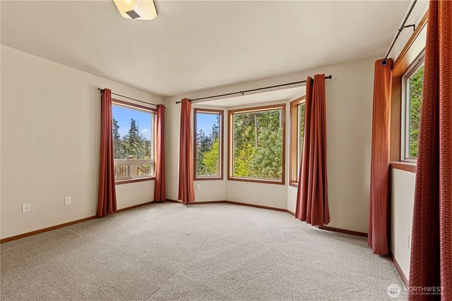 2131 Wagner Rd, Camano Island, WA 98282