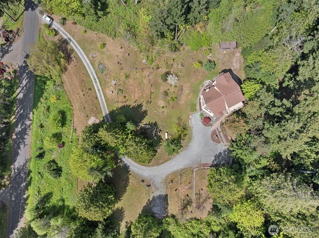 2131 Wagner Rd, Camano Island, WA 98282