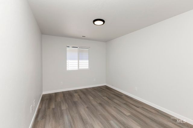 485 Waverly Ave, Middleton, ID 83644