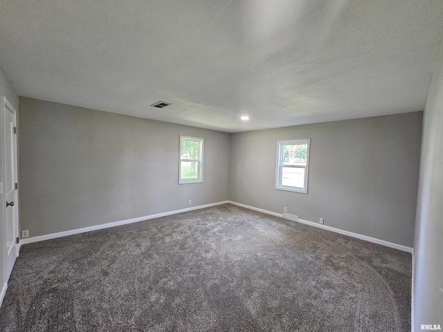 16530 E FAIRFIELD Road, Mt Vernon, IL 62864