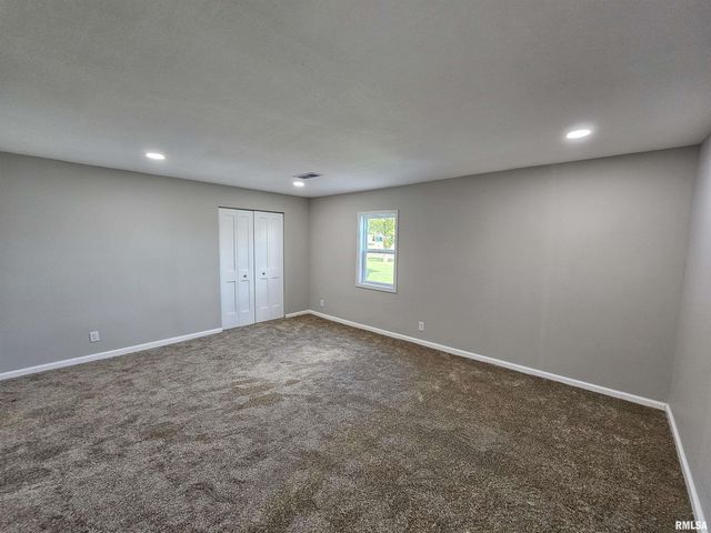 16530 E FAIRFIELD Road, Mt Vernon, IL 62864