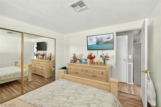 111 Sir Arthur Drive, Las Vegas, NV 89110