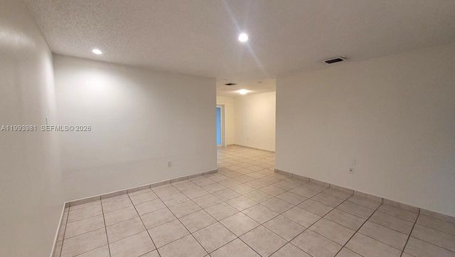 2290 E 6th Ave 0, Hialeah, FL 33013