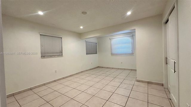 2290 E 6th Ave 0, Hialeah, FL 33013