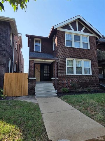 4810 Arsenal Street, St Louis, MO 63116