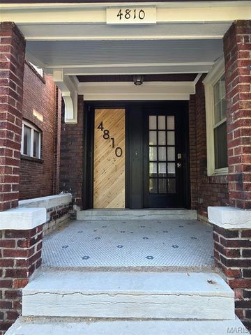 4810 Arsenal Street, St Louis, MO 63116