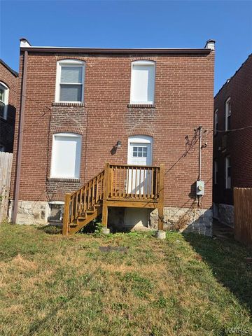 4810 Arsenal Street, St Louis, MO 63116