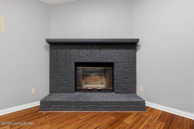 477 Mill Brook Cir, Shepherdsville, KY 40165