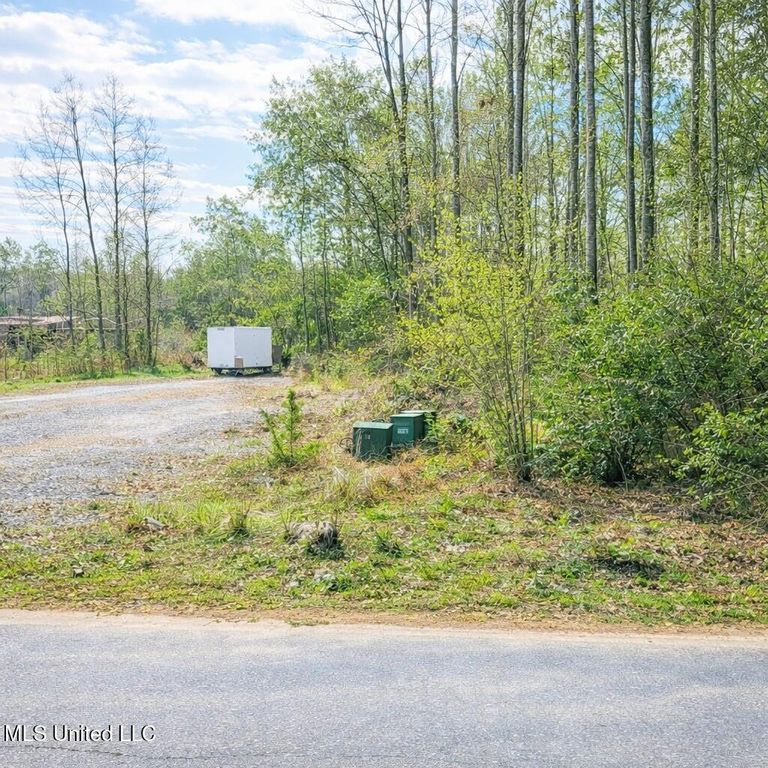 Lot 6 Cypress Drive, Kiln, MS 39556