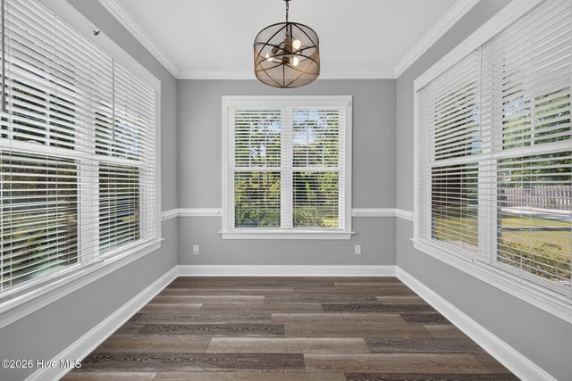 646 Crown Pointe Drive, Hampstead, NC 28443
