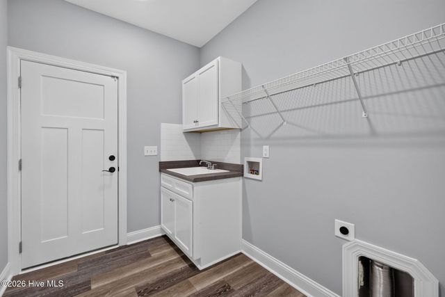 646 Crown Pointe Drive, Hampstead, NC 28443