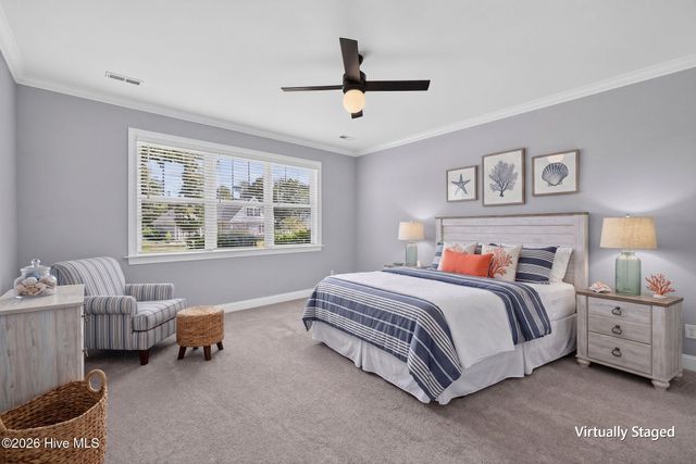 646 Crown Pointe Drive, Hampstead, NC 28443