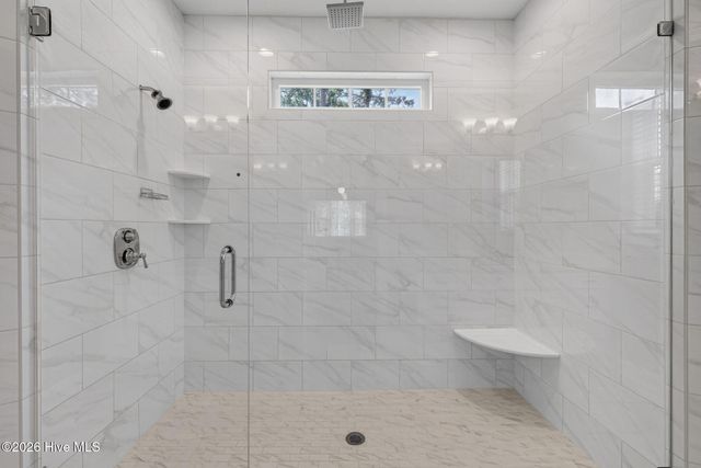 646 Crown Pointe Drive, Hampstead, NC 28443
