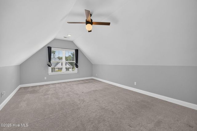 646 Crown Pointe Drive, Hampstead, NC 28443