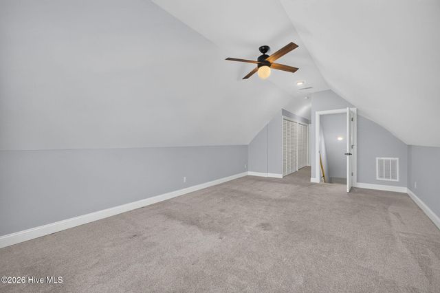 646 Crown Pointe Drive, Hampstead, NC 28443