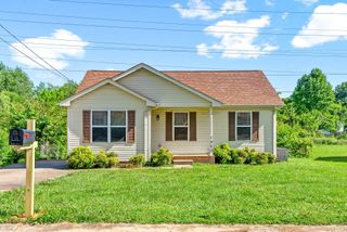 1985 Timberline Cir, Oak Grove, KY 42262
