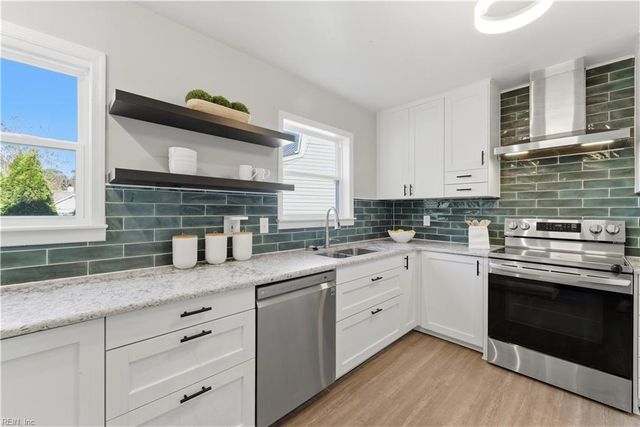 2308 Wood Beach LNDG, Virginia Beach, VA 23455