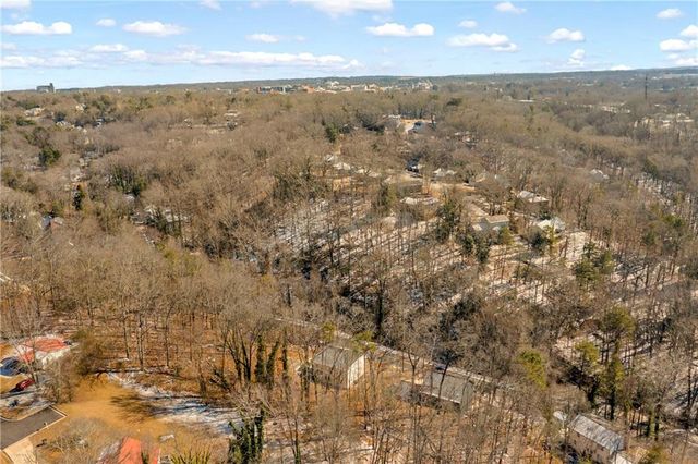 841 Dixon Drive, Gainesville, GA 30501