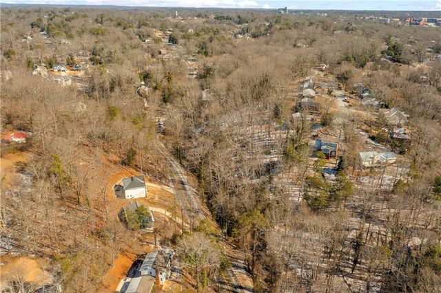 841 Dixon Drive, Gainesville, GA 30501