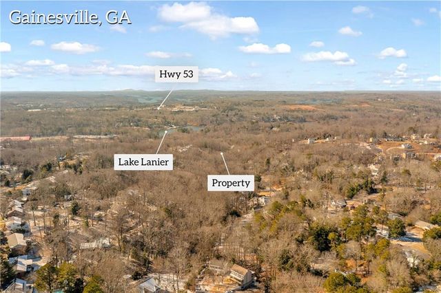 841 Dixon Drive, Gainesville, GA 30501