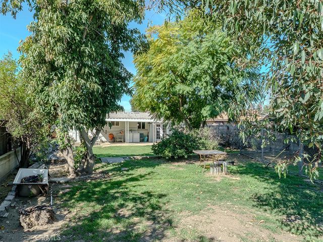 1232 Turquoise, Mentone, CA 92359
