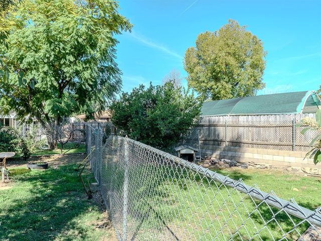 1232 Turquoise, Mentone, CA 92359