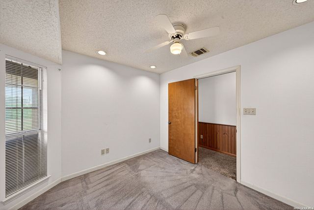 418 County Road 574, Castroville, TX 78009