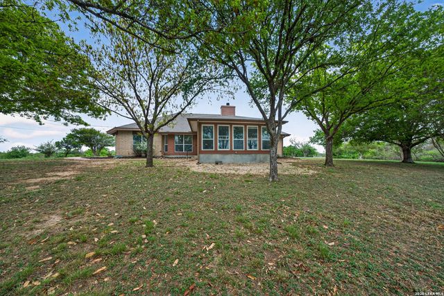 418 County Road 574, Castroville, TX 78009
