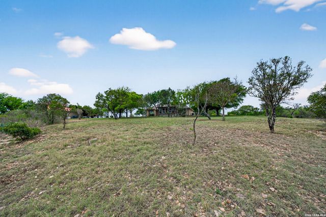 418 County Road 574, Castroville, TX 78009